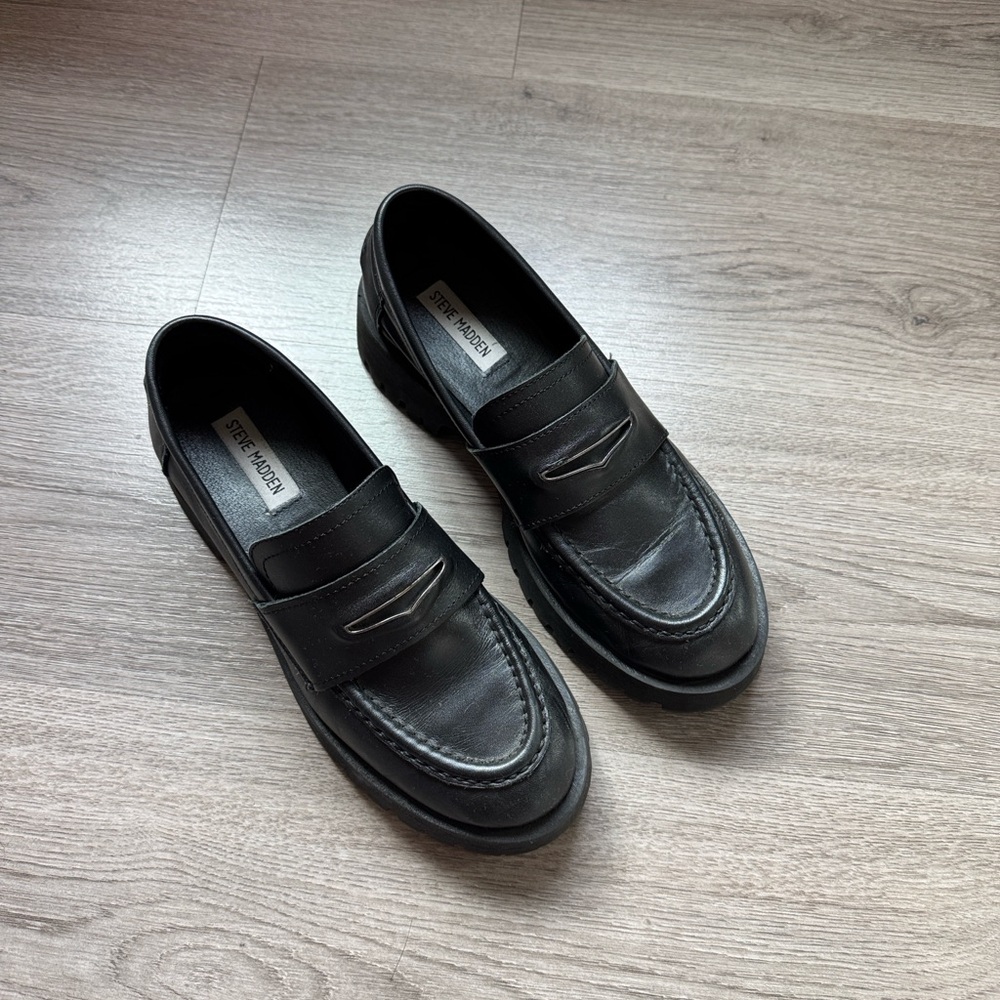 Steve Madden Women's Black Loafers - Picture 5 of 7